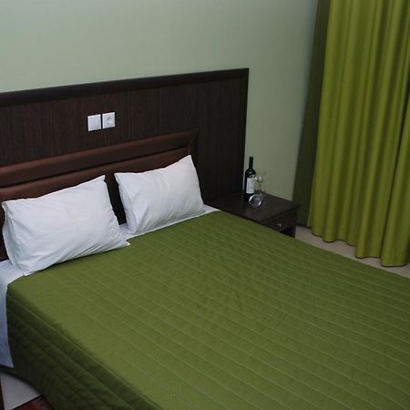 Grand Platon Hotel Olympiakí Aktí Buitenkant foto