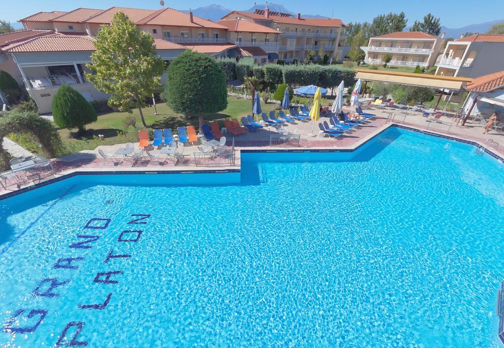Grand Platon Hotel Olympiakí Aktí Buitenkant foto