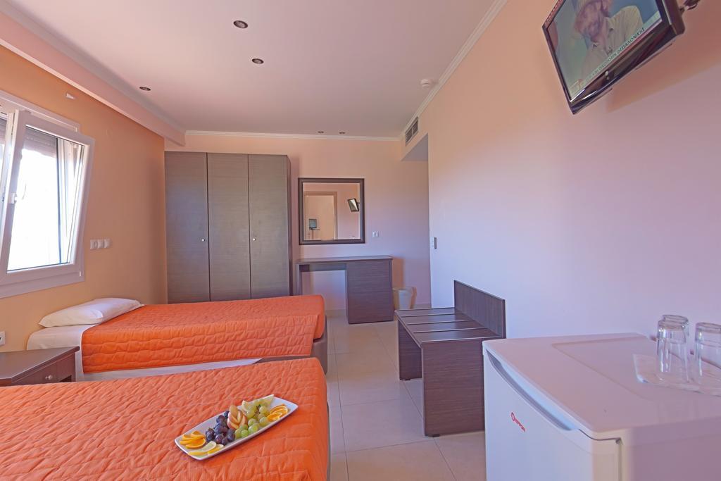 Grand Platon Hotel Olympiakí Aktí Buitenkant foto