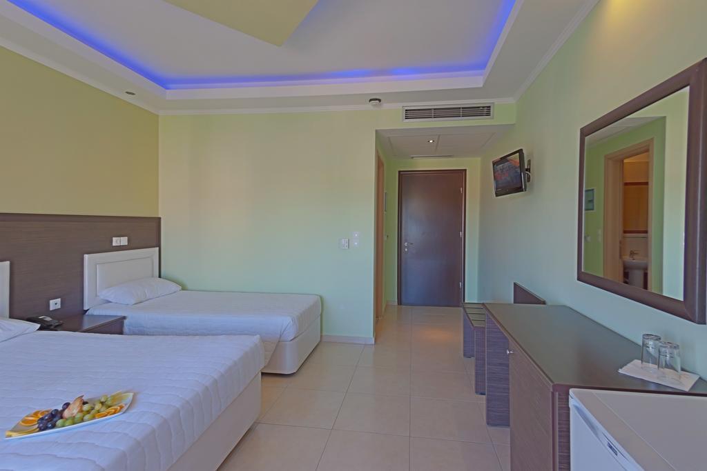 Grand Platon Hotel Olympiakí Aktí Buitenkant foto
