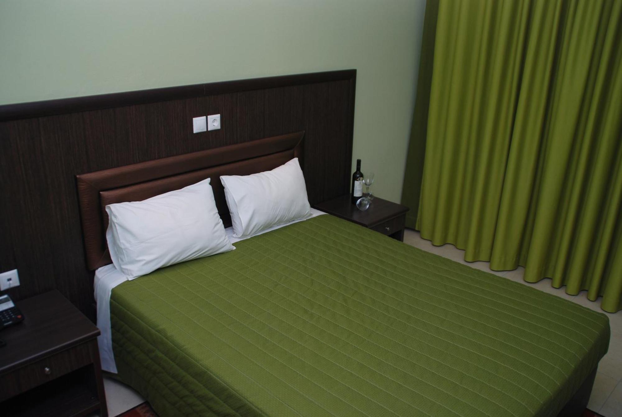 Grand Platon Hotel Olympiakí Aktí Buitenkant foto